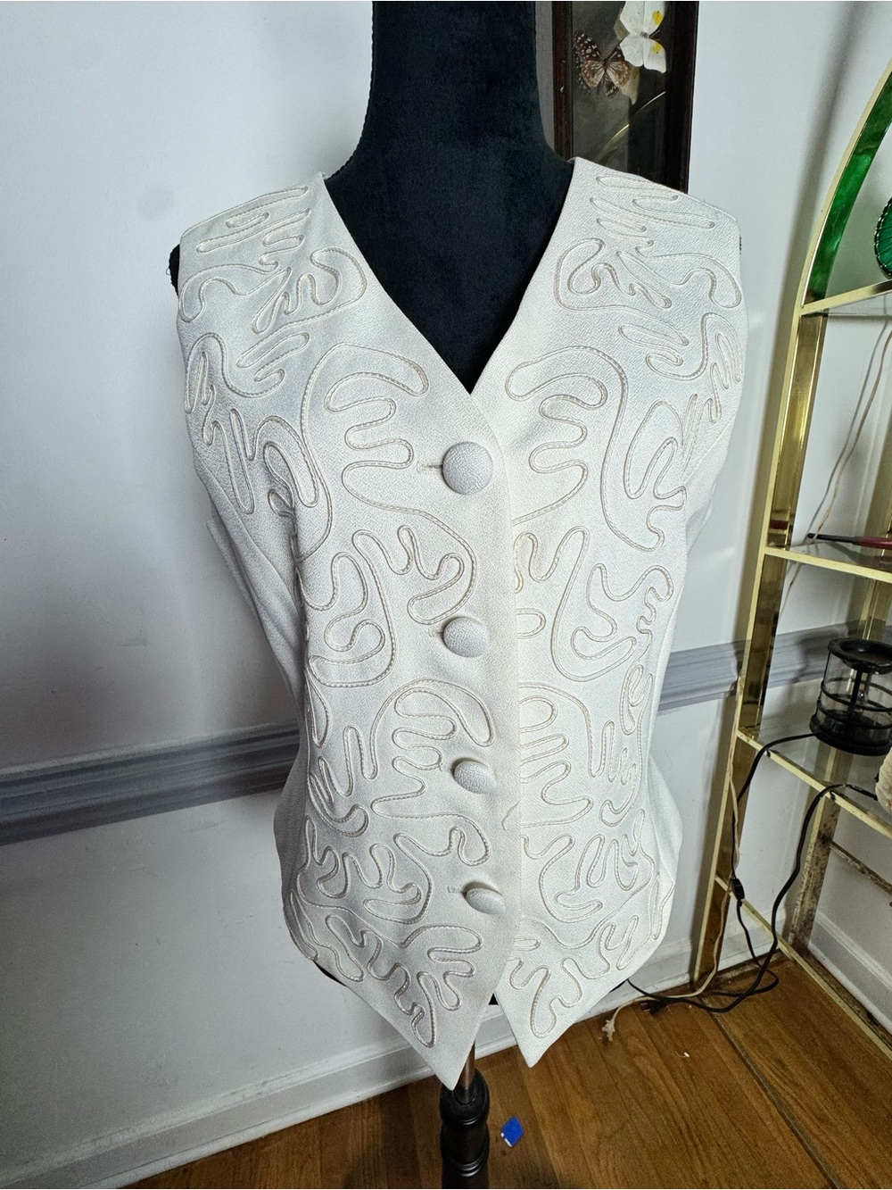 Ivory Embroidered Button-Front Women's Vest